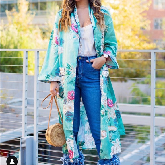 SHEIN Other - Floral Kimono
